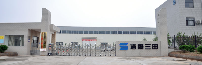 工廠大門_洛陽三田倉儲設(shè)備有限公司